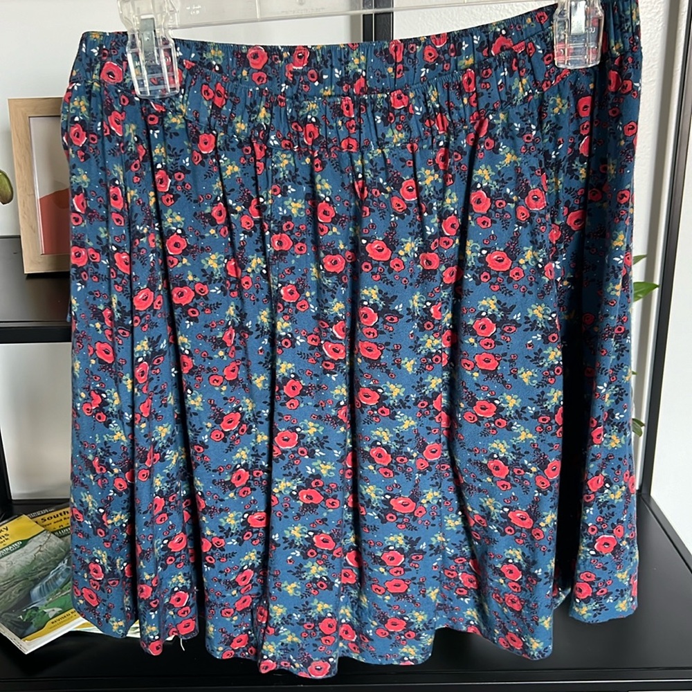 Urban Outfitters pocket skirt sz L